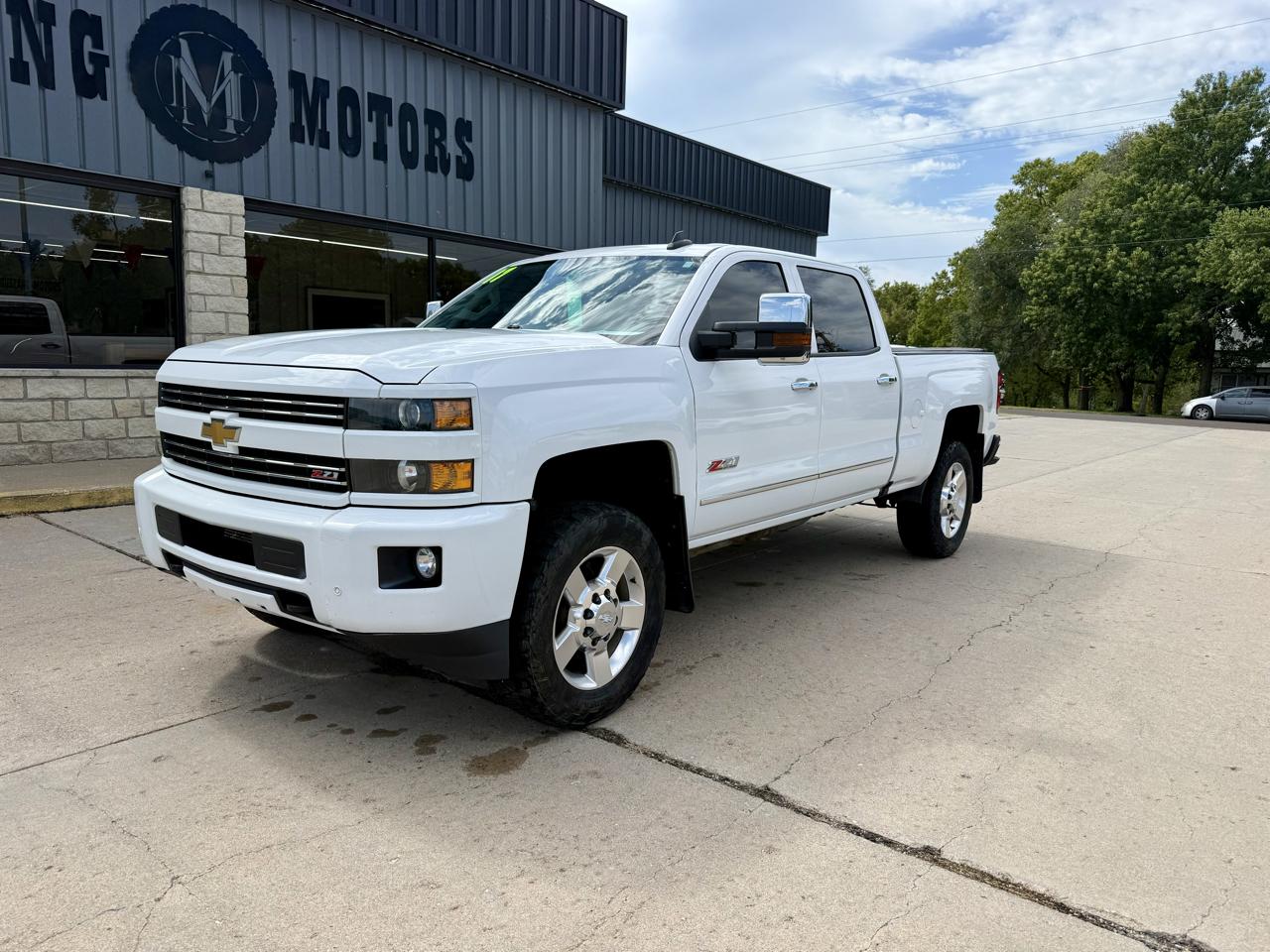 Chevrolet Silverado 2500HD 4WD Crew Cab 153" LT 2017