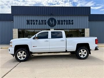 2017 Chevrolet Silverado 2500HD 4WD Crew Cab 153" LT
