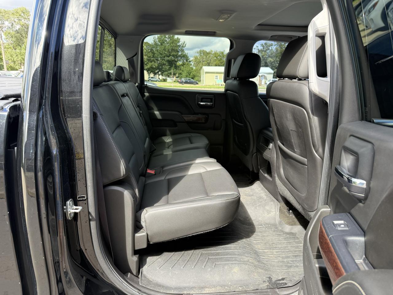 GMC Sierra 1500 4WD Crew Cab 143.5" SLT 2015
