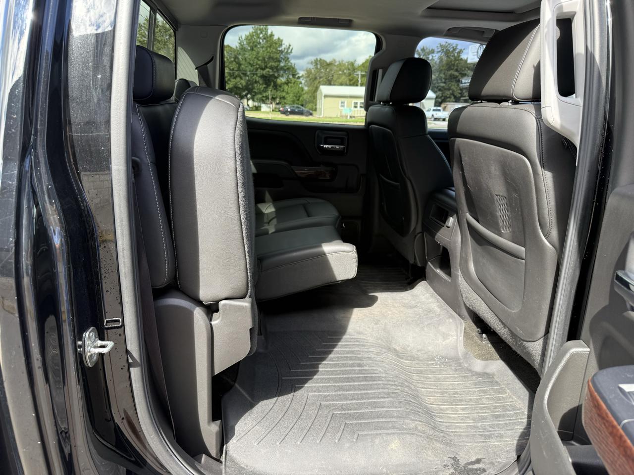 GMC Sierra 1500 4WD Crew Cab 143.5" SLT 2015