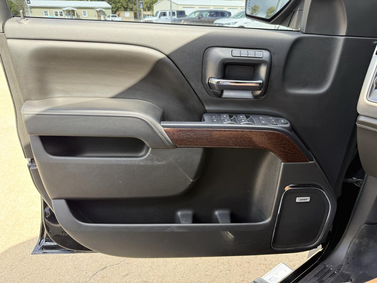 GMC Sierra 1500 4WD Crew Cab 143.5" SLT 2015