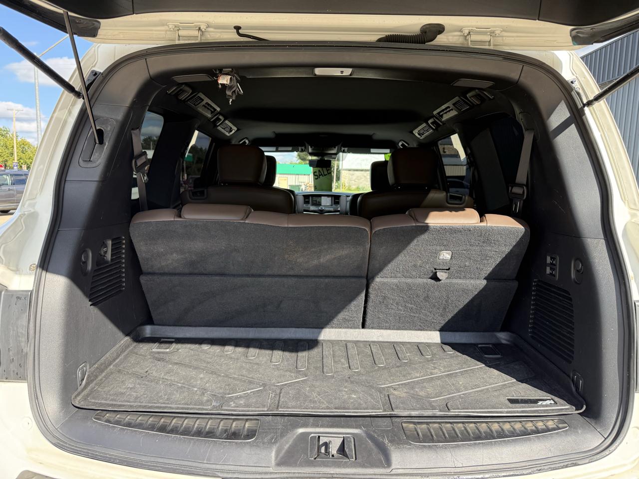 Nissan Armada 4x4 Platinum 2019