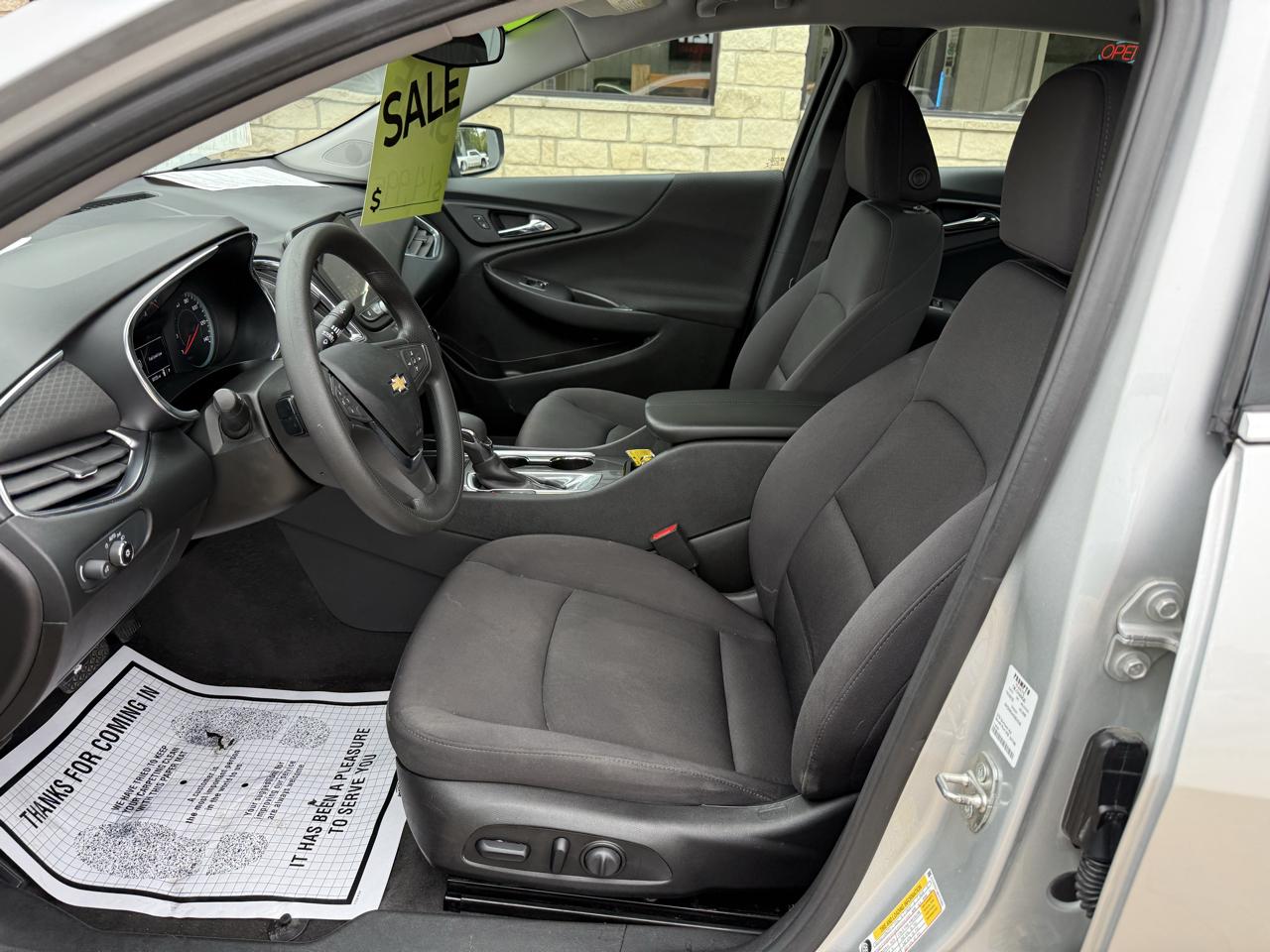 Chevrolet Malibu 4dr Sdn LT 2021