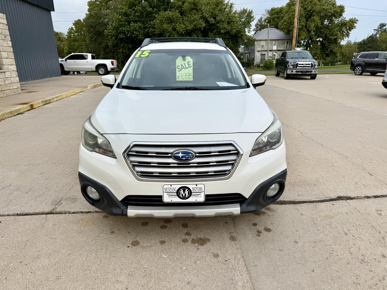 Subaru Outback 4dr Wgn 2.5i Limited 2015