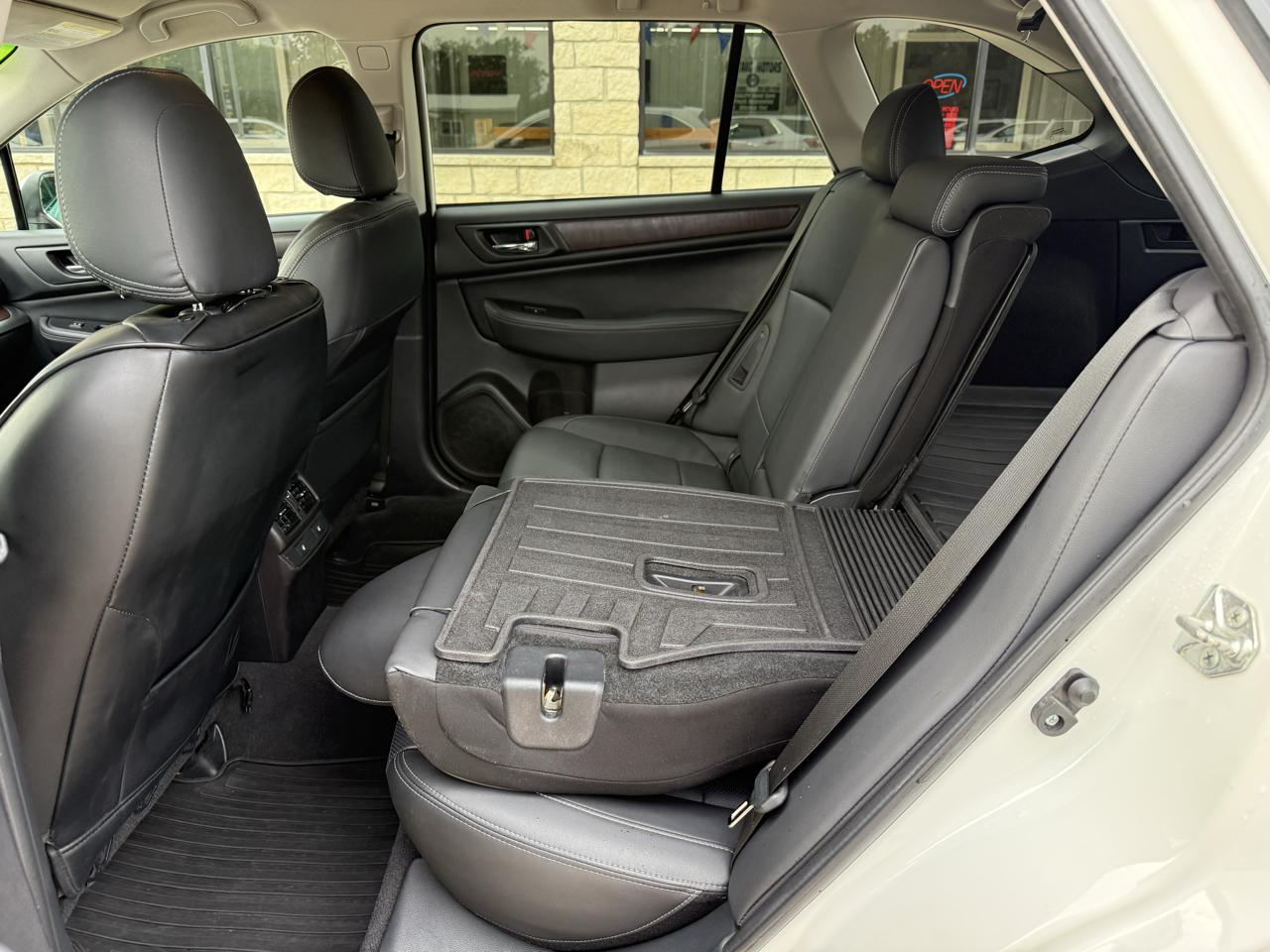 Subaru Outback 4dr Wgn 2.5i Limited 2015