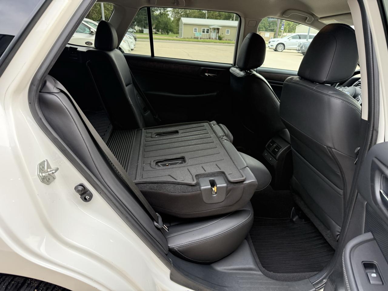 Subaru Outback 4dr Wgn 2.5i Limited 2015