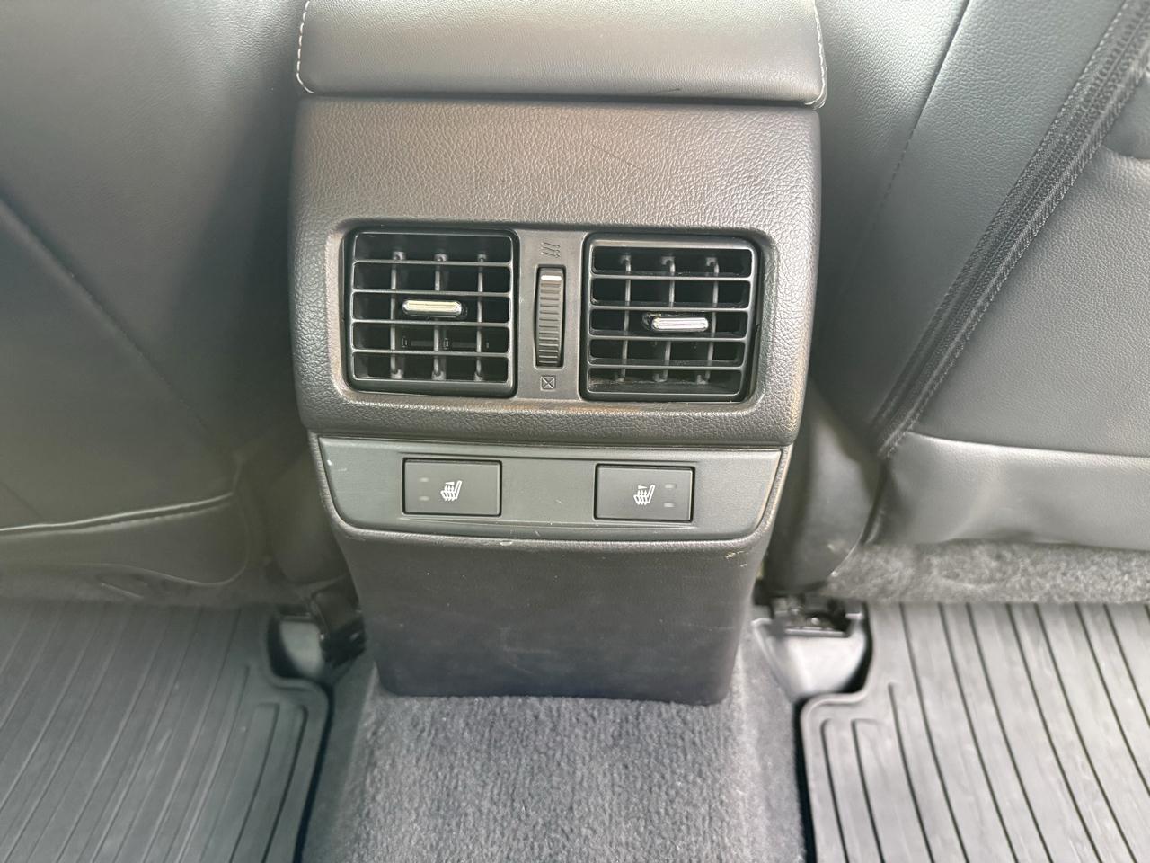 Subaru Outback 4dr Wgn 2.5i Limited 2015