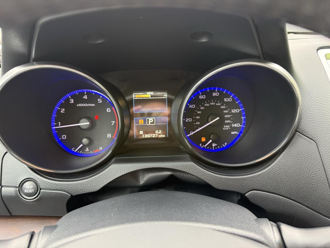 Subaru Outback 4dr Wgn 2.5i Limited 2015