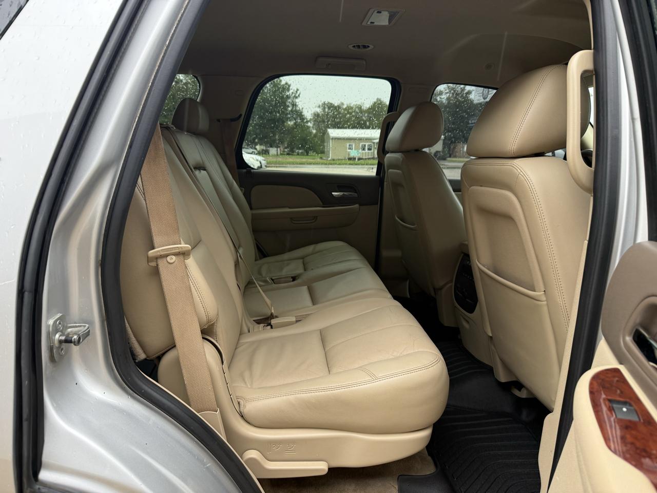 Chevrolet Tahoe 4WD 4dr 1500 LT 2010
