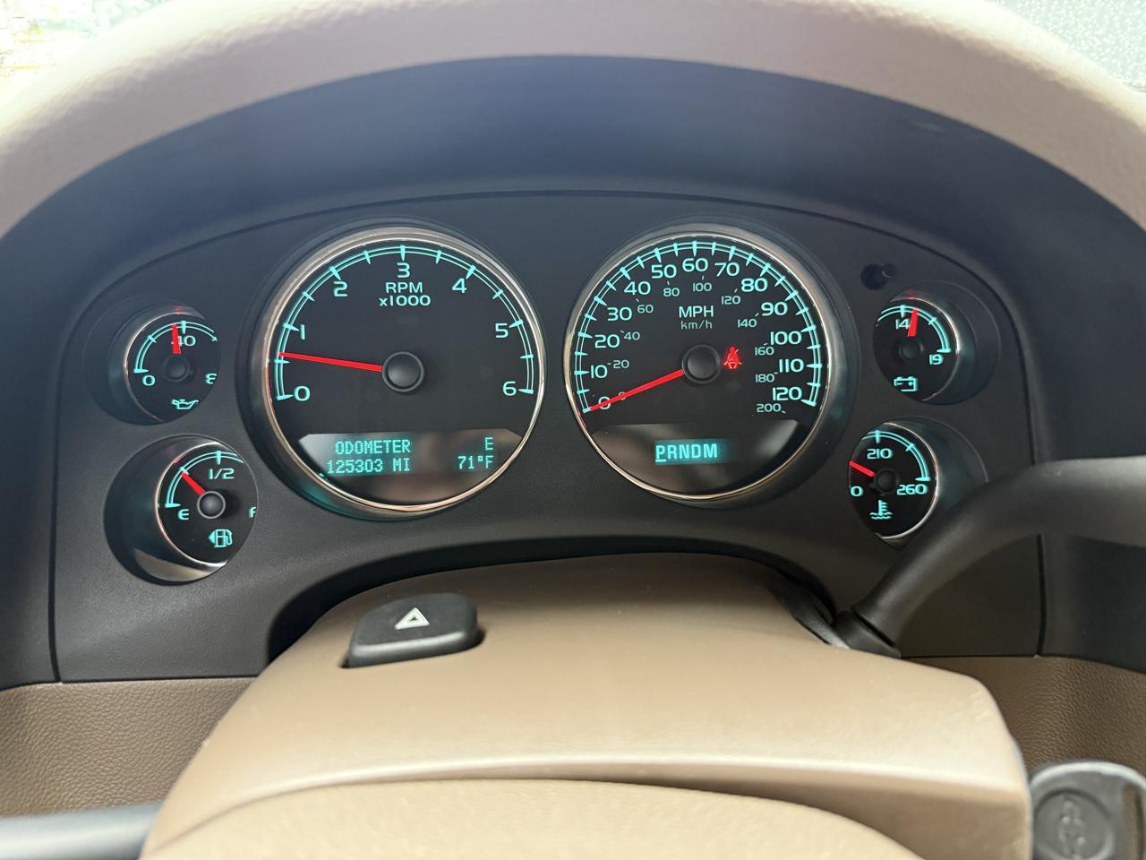 Chevrolet Tahoe 4WD 4dr 1500 LT 2010