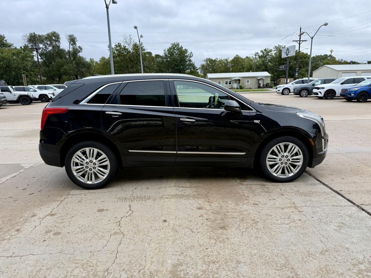 Cadillac XT5 AWD 4dr Premium Luxury 2017