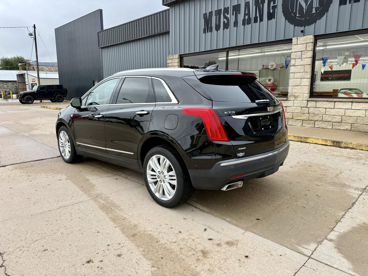Cadillac XT5 AWD 4dr Premium Luxury 2017