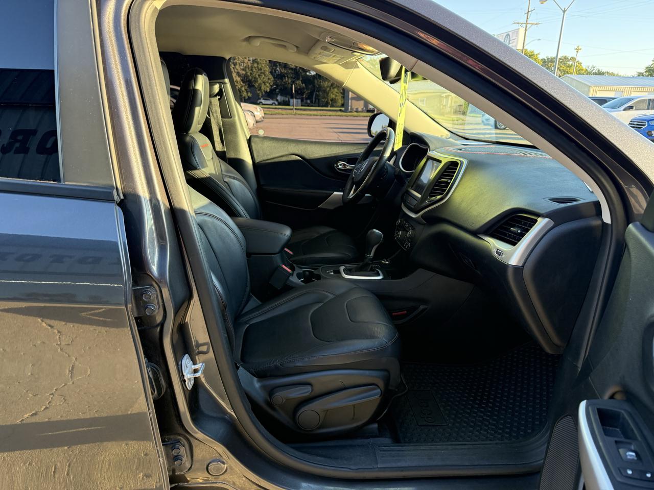 Jeep Cherokee Trailhawk L Plus 4x4 2017