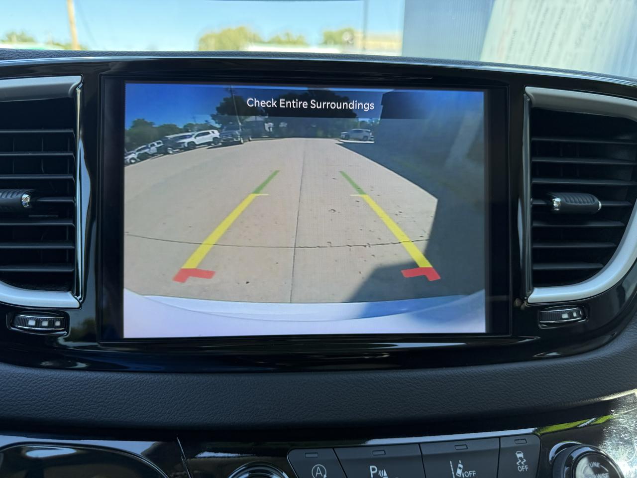 Chrysler Pacifica Touring L FWD 2024