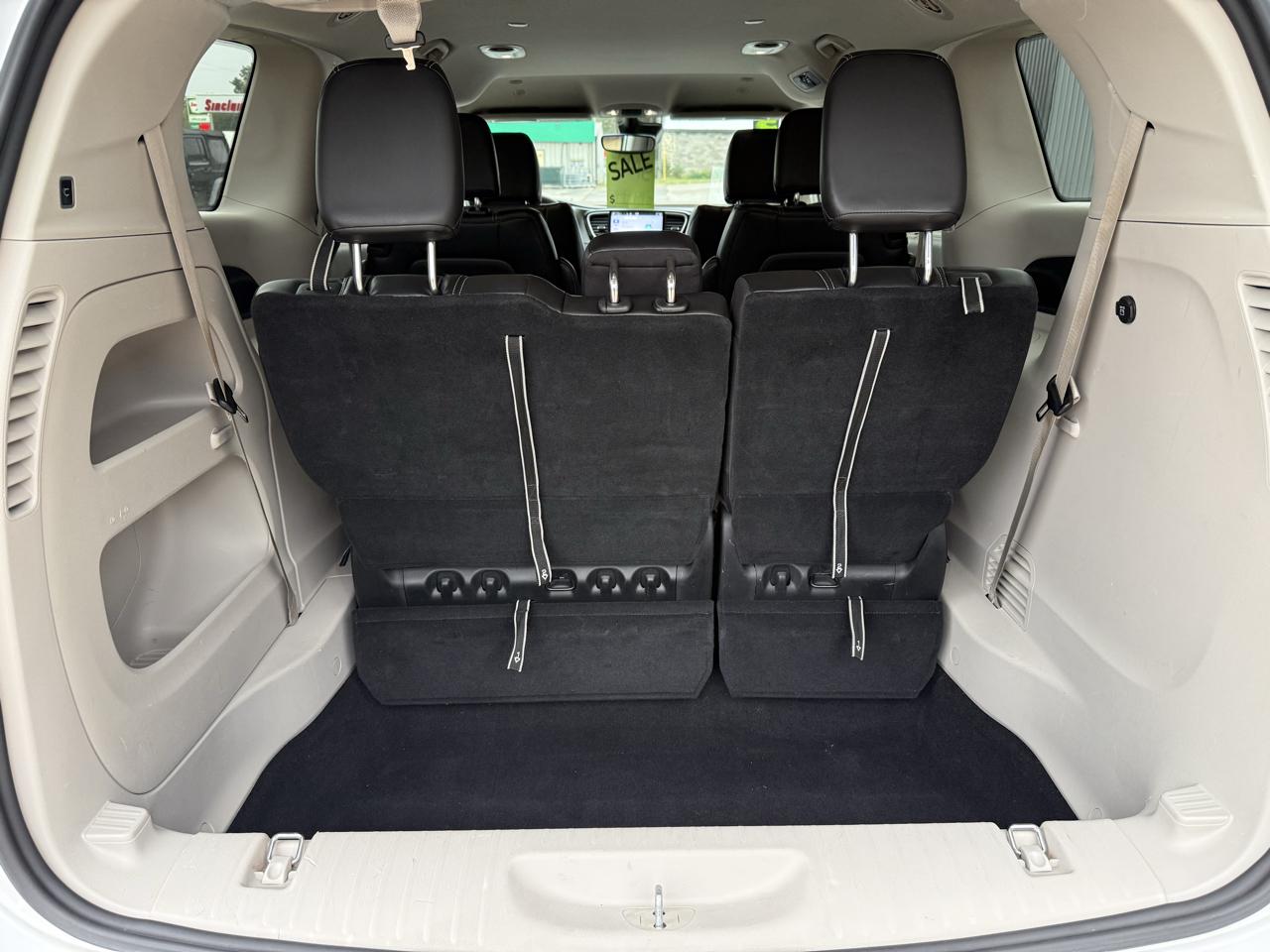 Chrysler Pacifica Touring L FWD 2023