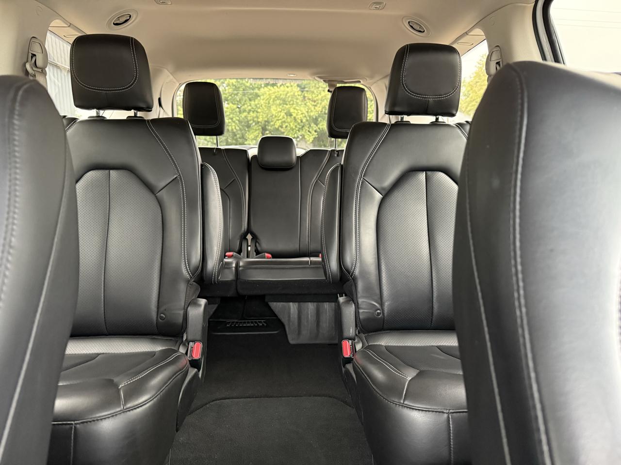 Chrysler Pacifica Touring L FWD 2023