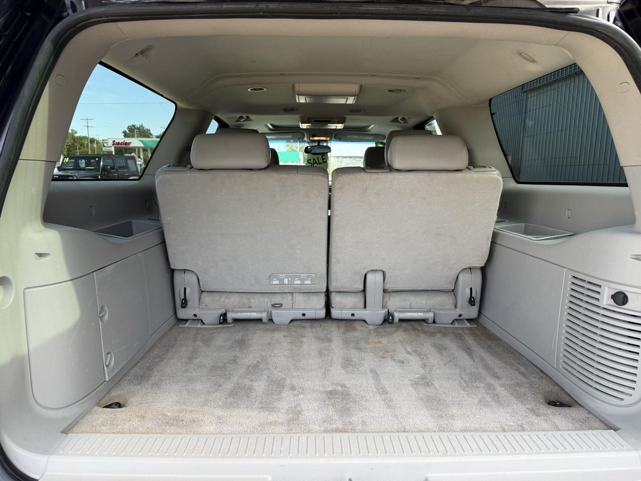 GMC Yukon XL 4WD 4dr 1500 SLT 2012