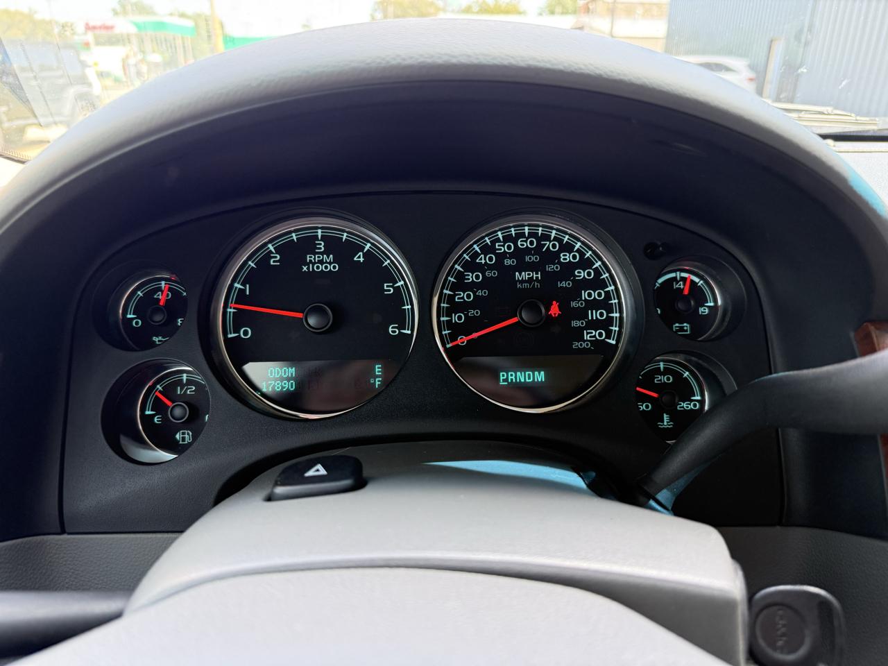 GMC Yukon XL 4WD 4dr 1500 SLT 2012