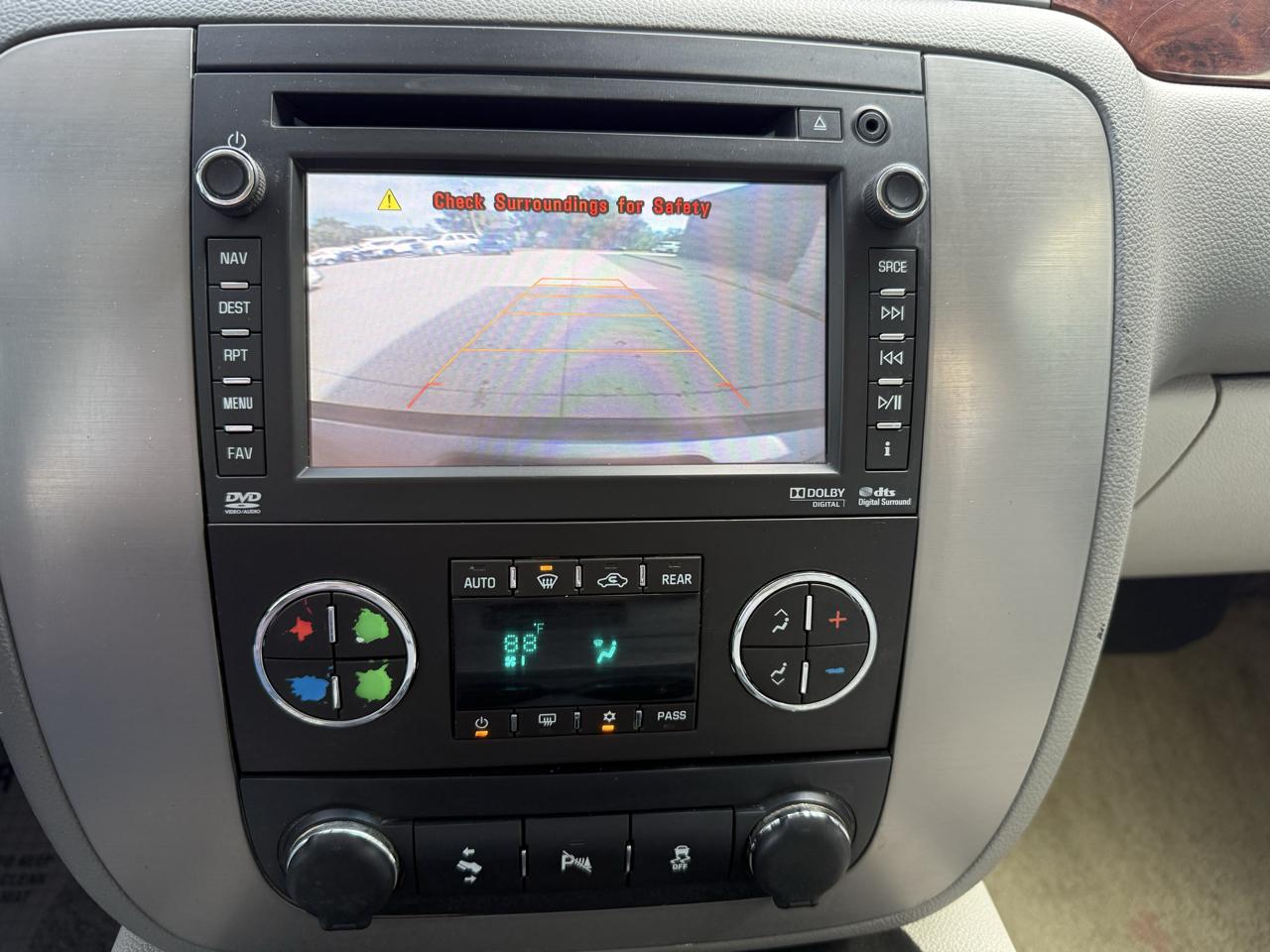 GMC Yukon XL 4WD 4dr 1500 SLT 2012