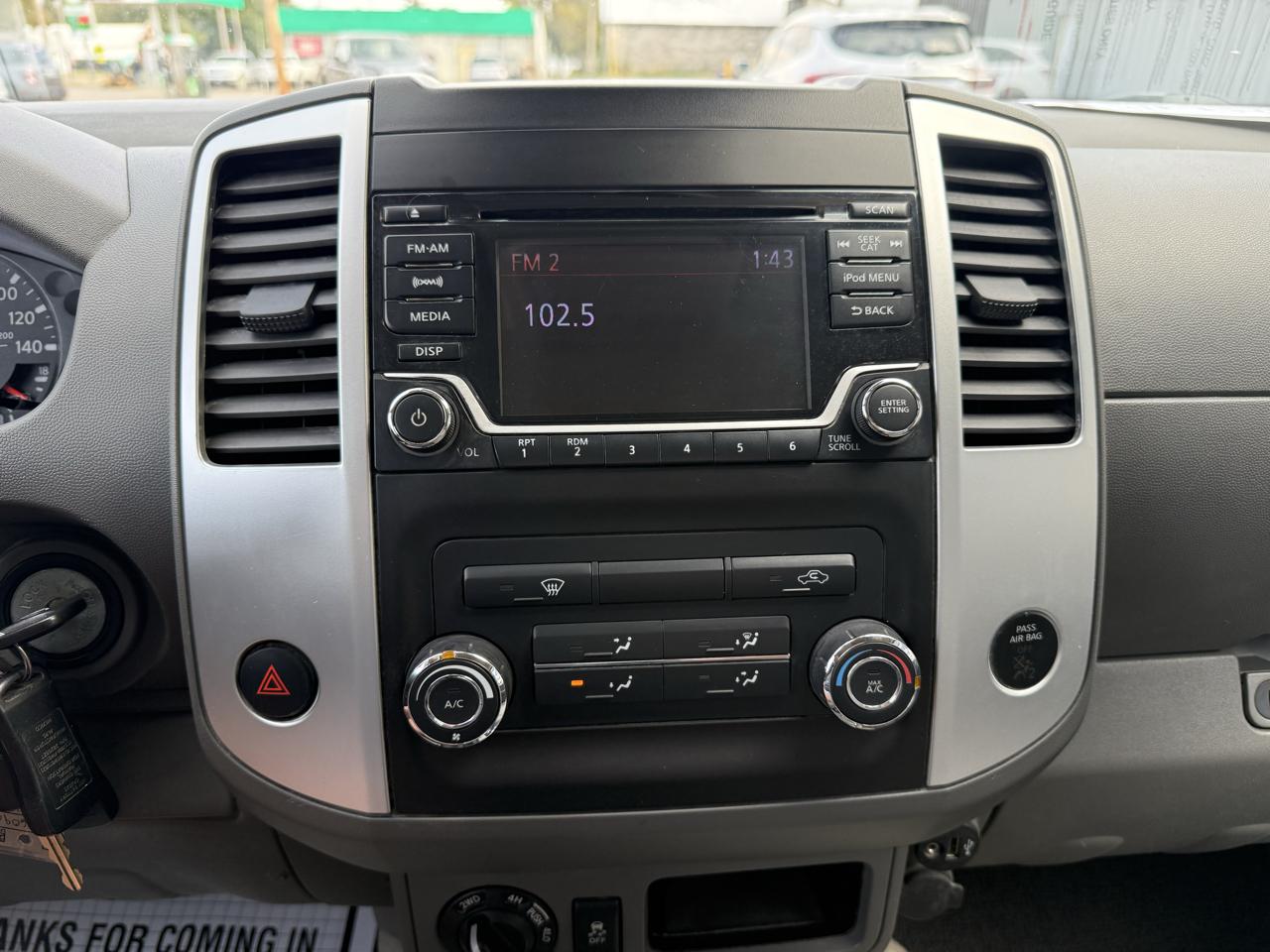 Nissan Frontier Crew Cab 4x4 SV V6 Auto 2018