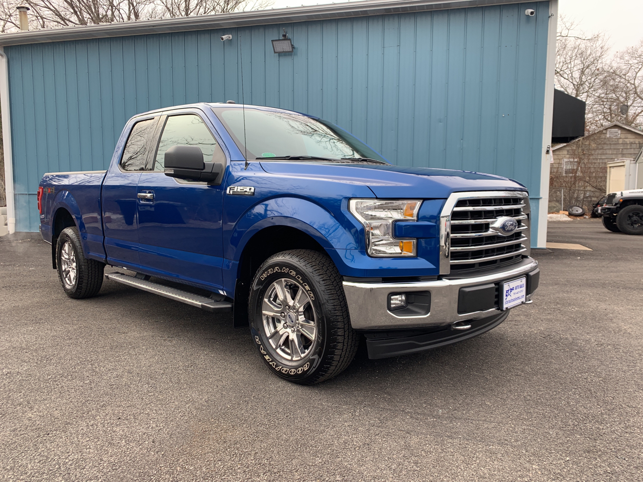 Used 2017 Ford F150 XLT SuperCab 6.5ft. Bed 4WD for Sale in Whitman