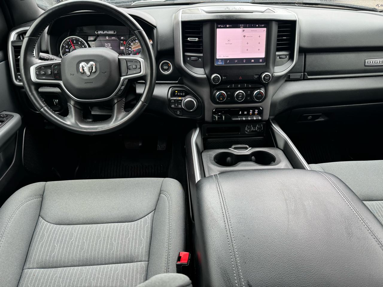 RAM 1500 Big Horn Quad Cab 4WD 2022