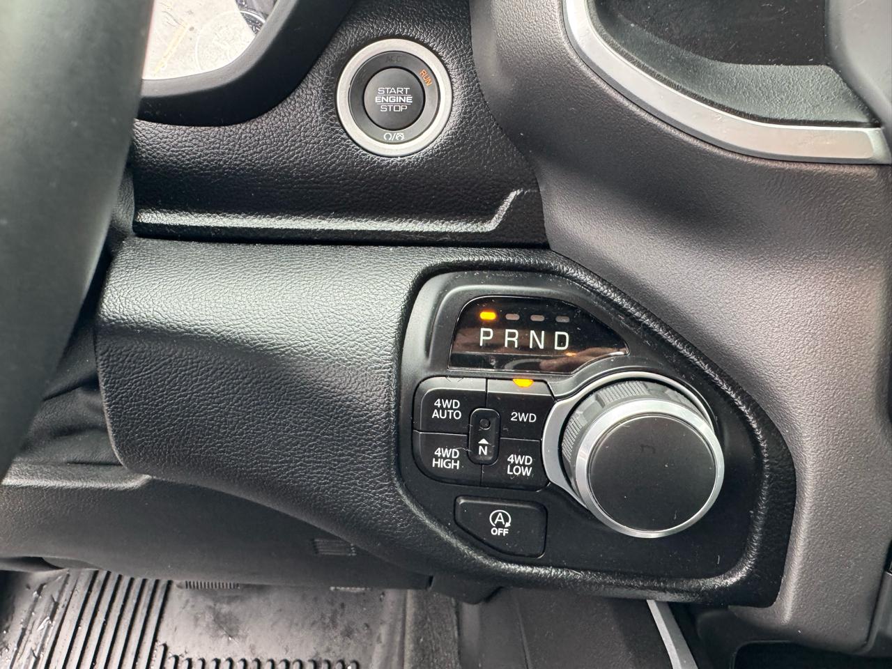 RAM 1500 Big Horn Quad Cab 4WD 2022