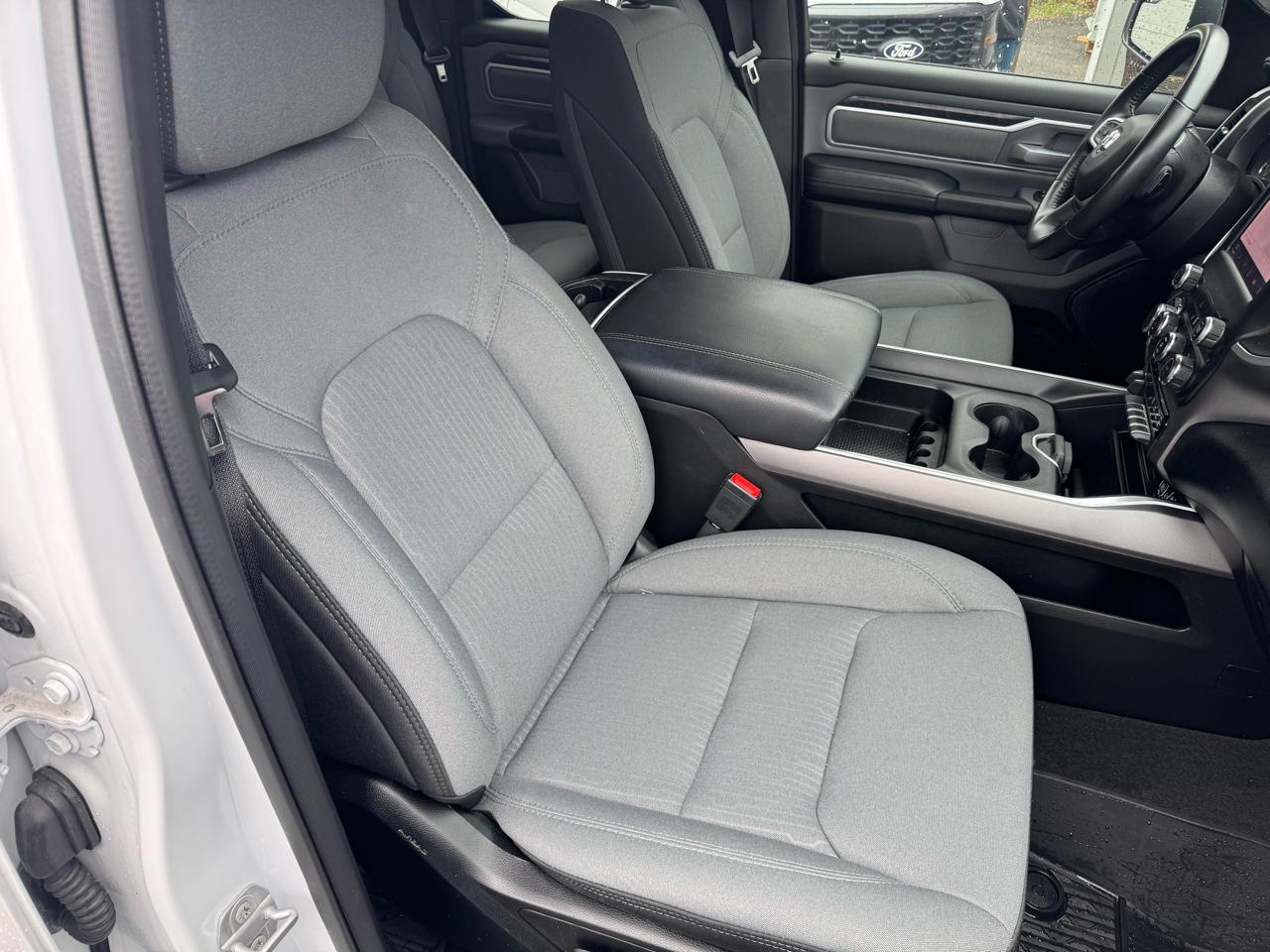RAM 1500 Big Horn Quad Cab 4WD 2022