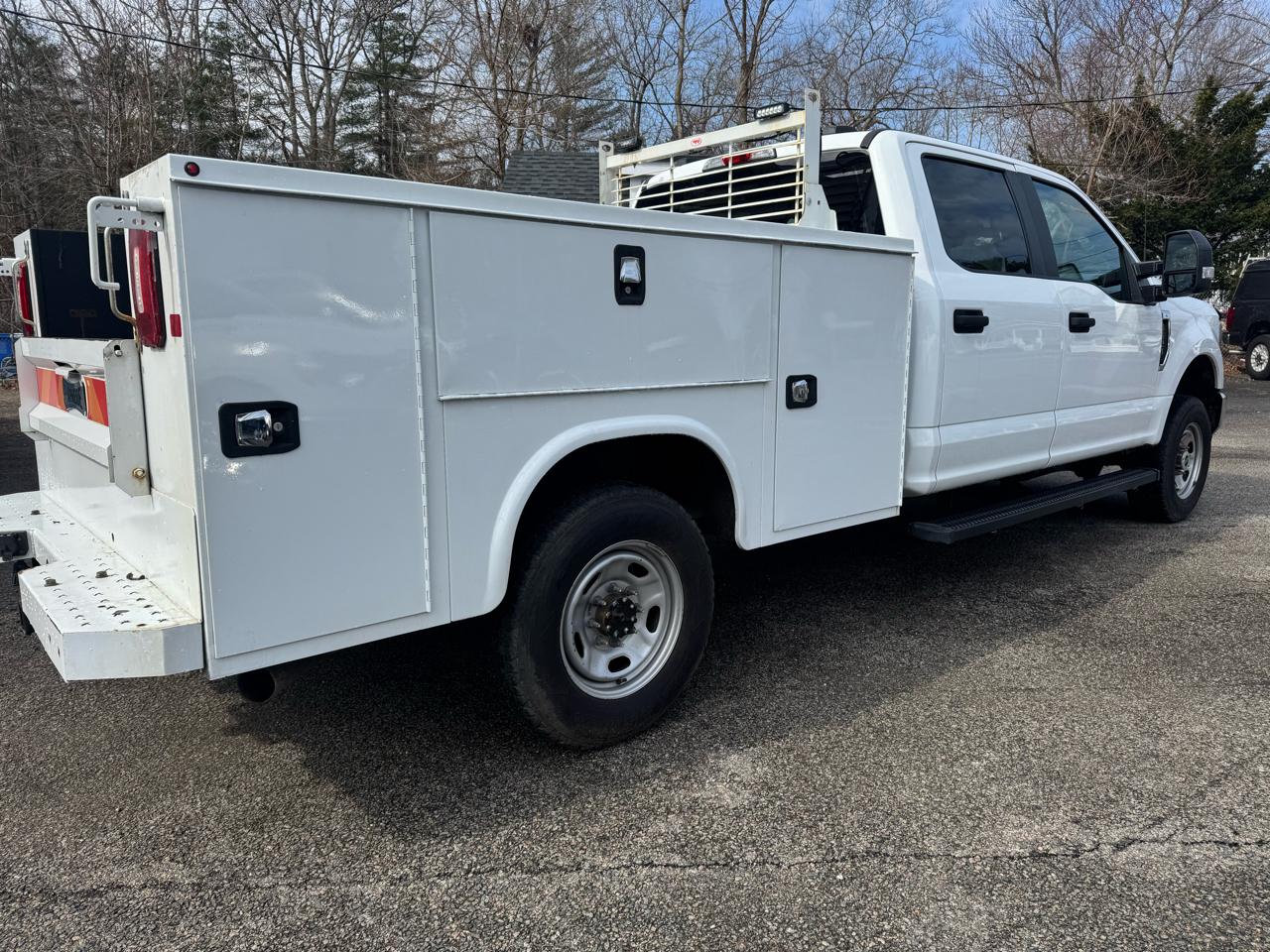 Ford F-250 SD XL Crew Cab 4WD 2022