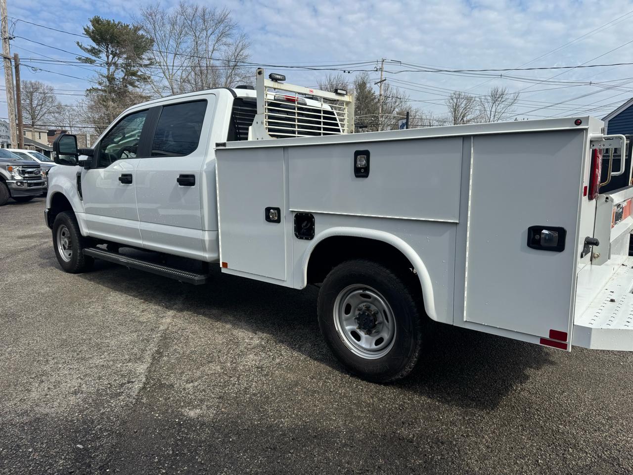 Ford F-250 SD XL Crew Cab 4WD 2022