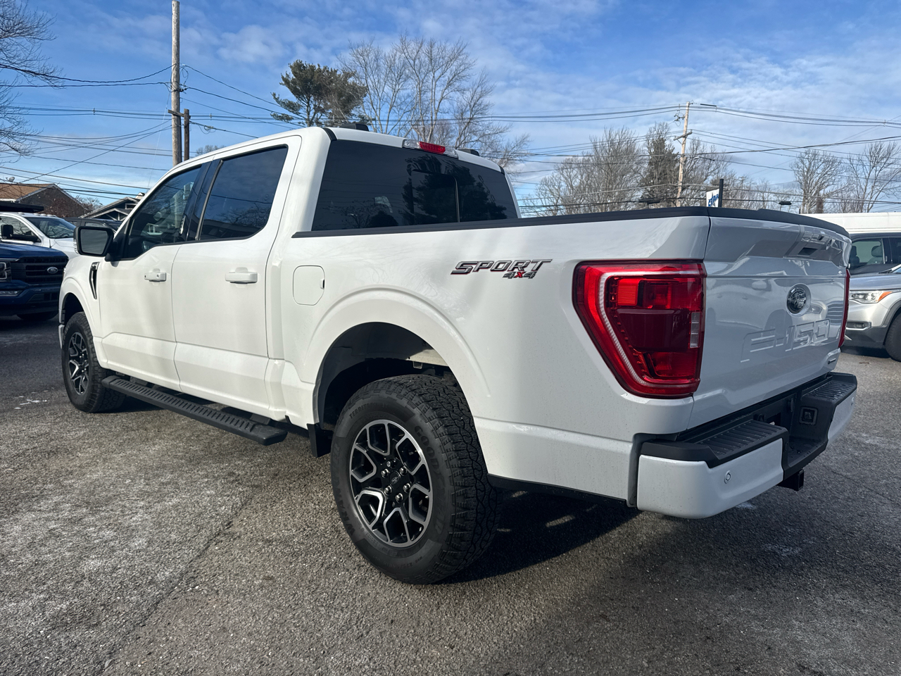 Ford F-150 4WD SuperCrew 145" XLT 2023