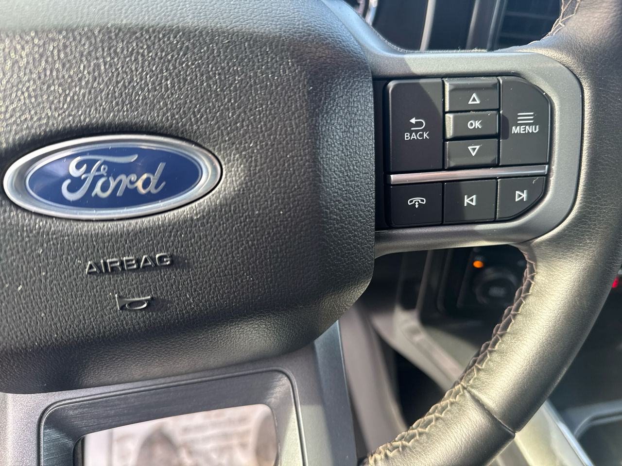 Ford F-150 4WD SuperCrew 145" XLT 2023