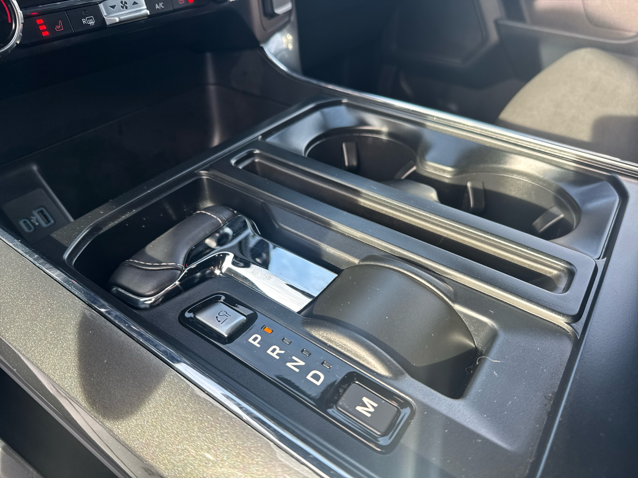 Ford F-150 4WD SuperCrew 145" XLT 2023