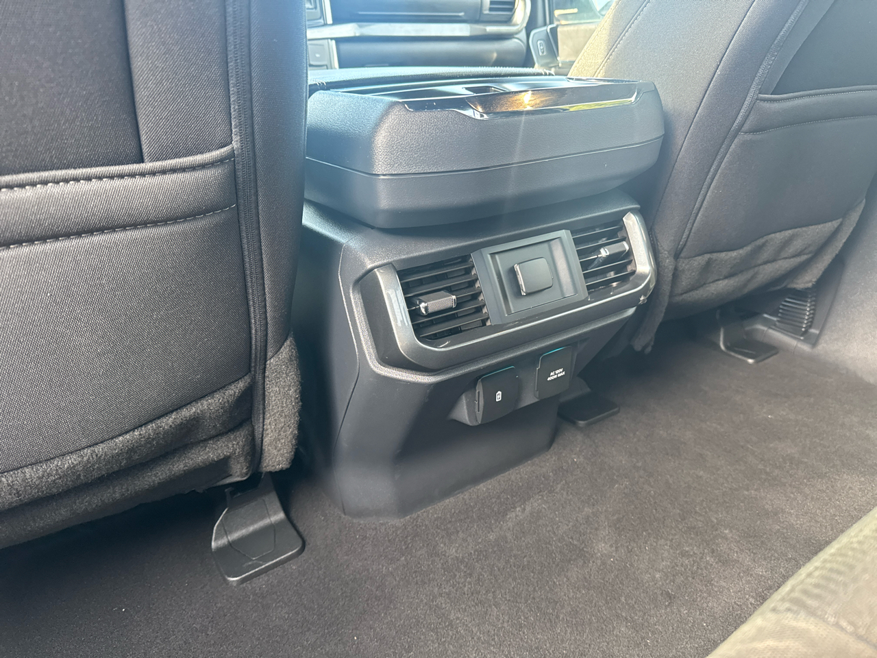 Ford F-150 4WD SuperCrew 145" XLT 2023