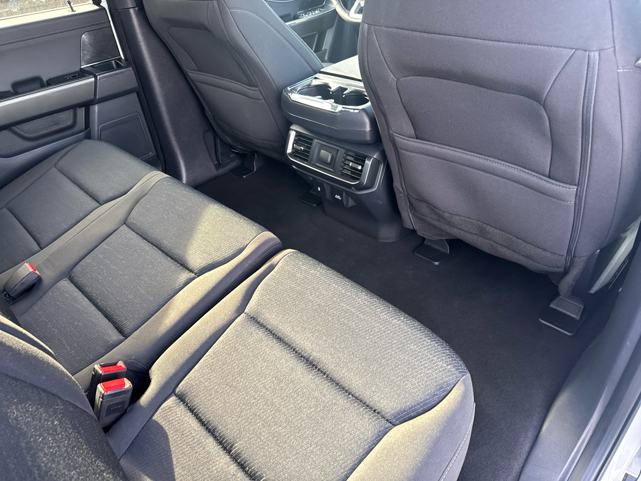 Ford F-150 4WD SuperCrew 145" XLT 2023