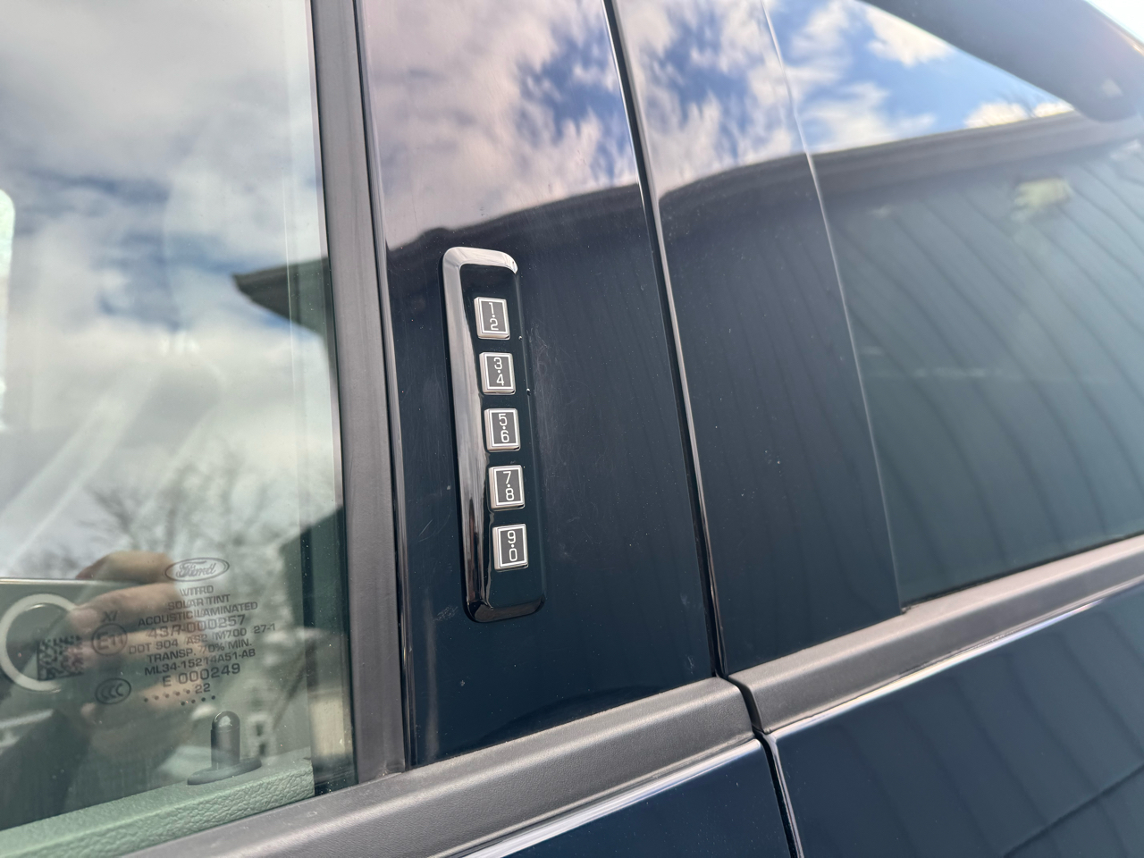 Ford F-250 SD XLT Crew Cab 4WD 2022