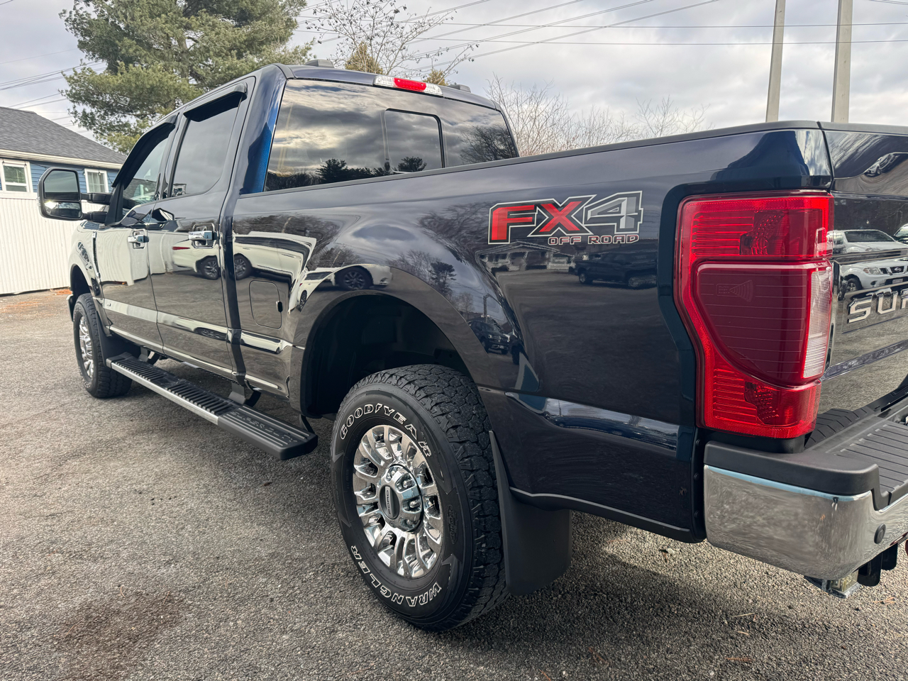 Ford F-250 SD XLT Crew Cab 4WD 2022