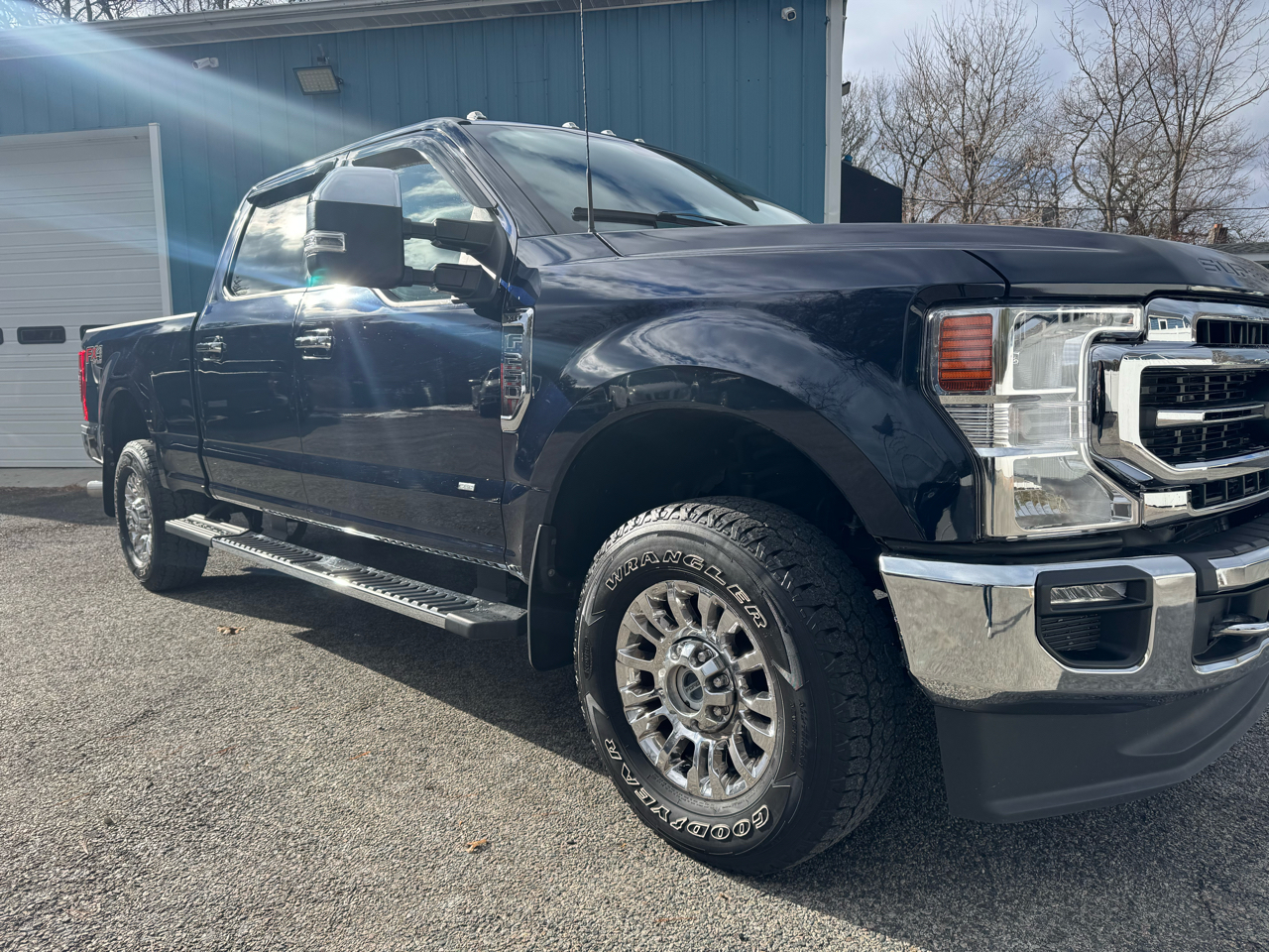 Ford F-250 SD XLT Crew Cab 4WD 2022