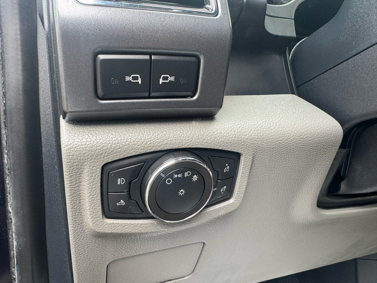 Ford F-250 SD XLT Crew Cab 4WD 2022