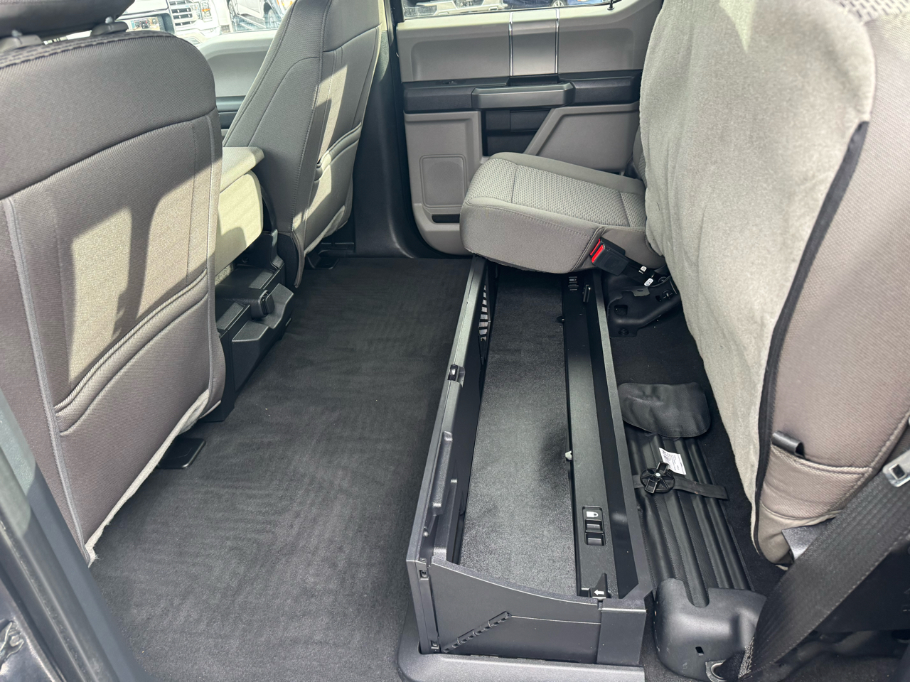 Ford F-250 SD XLT Crew Cab 4WD 2022