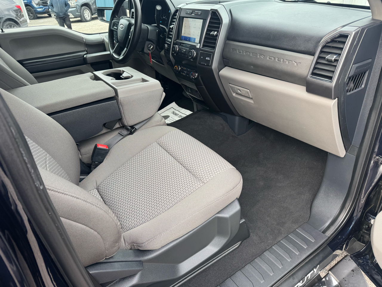 Ford F-250 SD XLT Crew Cab 4WD 2022