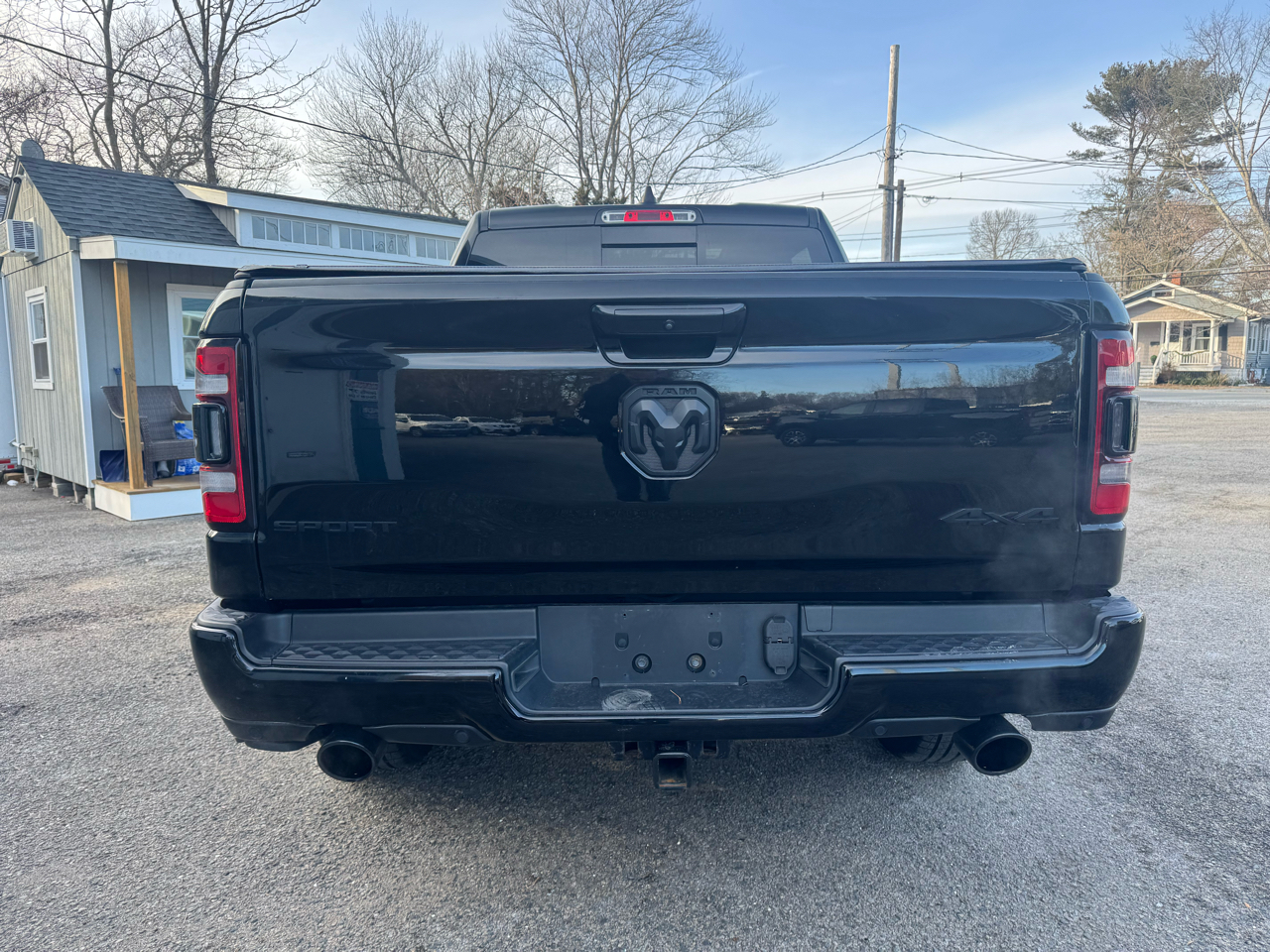 RAM 1500 4WD Crew Cab 140.5" Sport 2019