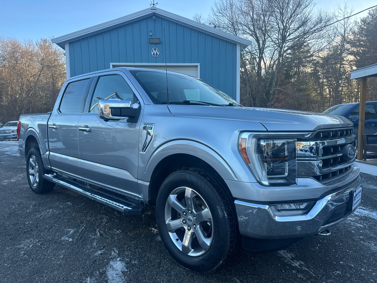 Ford F-150 4WD SuperCrew 145" Lariat 2021