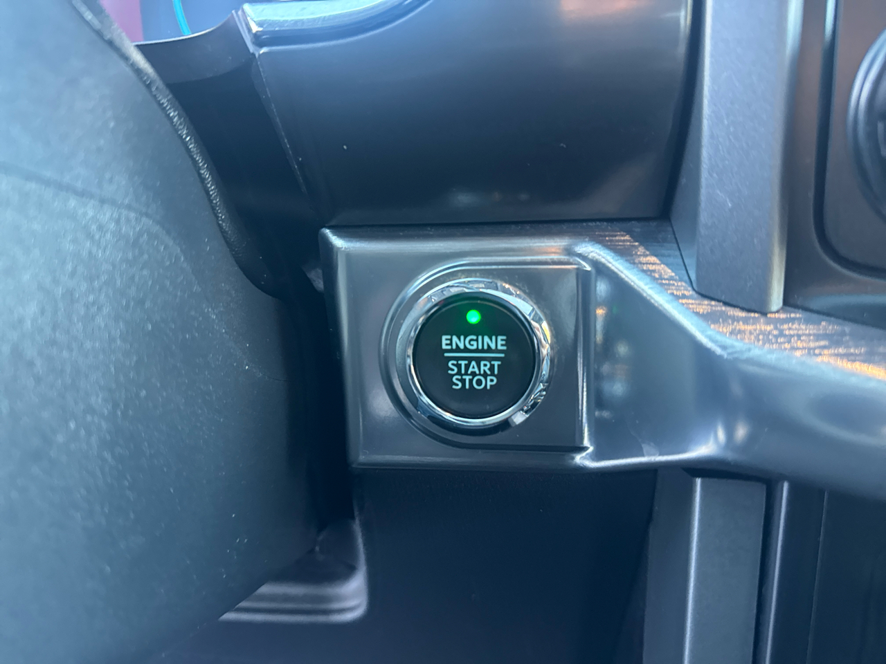 Ford F-150 4WD SuperCrew 145" Lariat 2021