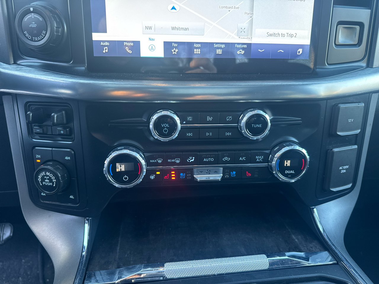 Ford F-150 4WD SuperCrew 145" Lariat 2021