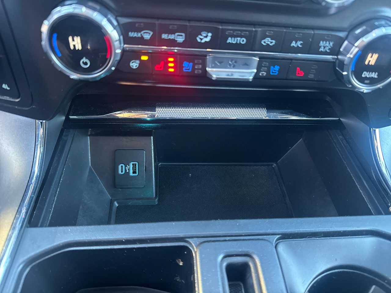 Ford F-150 4WD SuperCrew 145" Lariat 2021