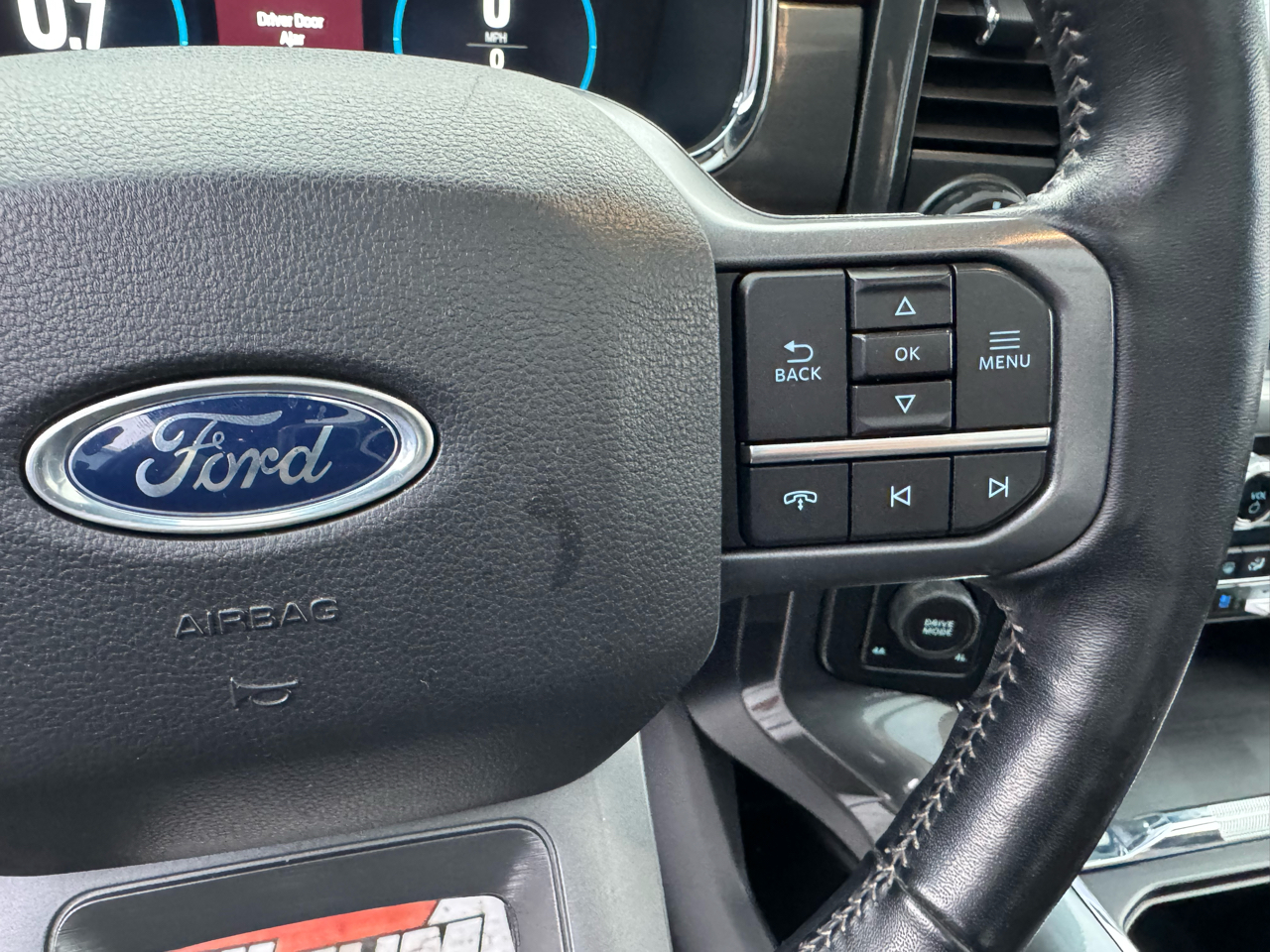 Ford F-150 Lariat 4WD SuperCrew 5.5' Box 2022