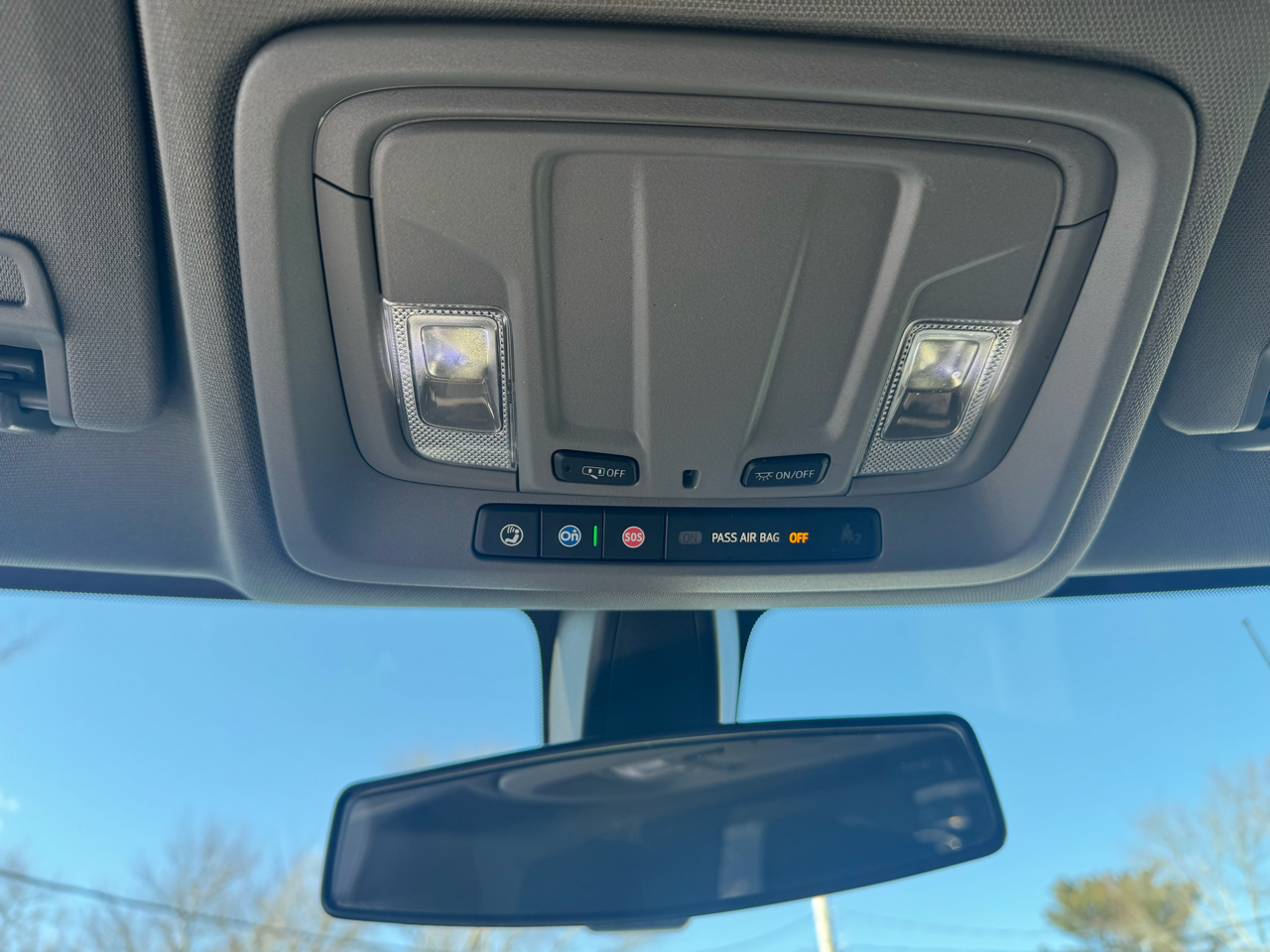 Chevrolet Silverado 1500 4WD Crew Cab 147" Custom 2021