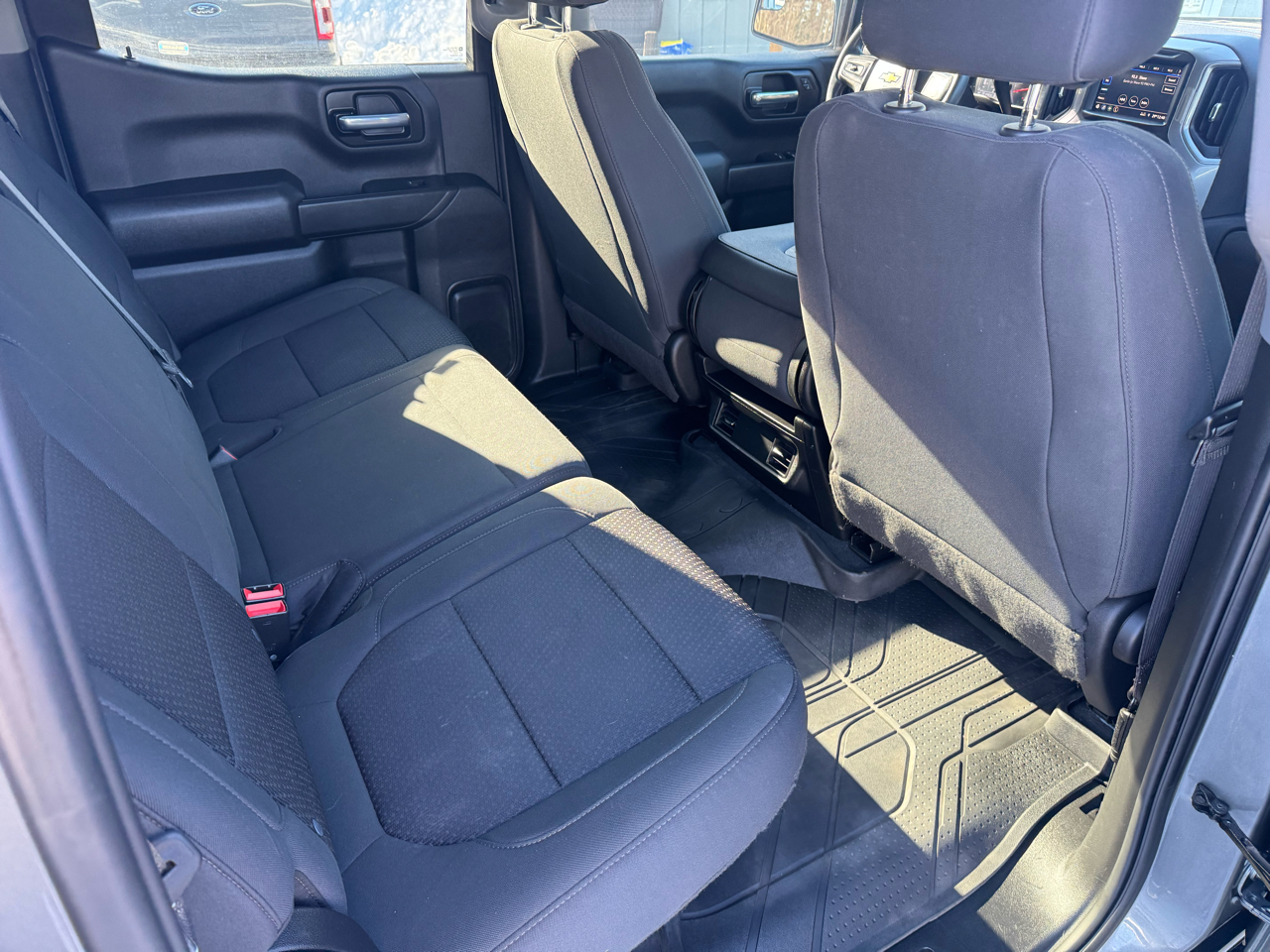 Chevrolet Silverado 1500 4WD Crew Cab 147" Custom 2021