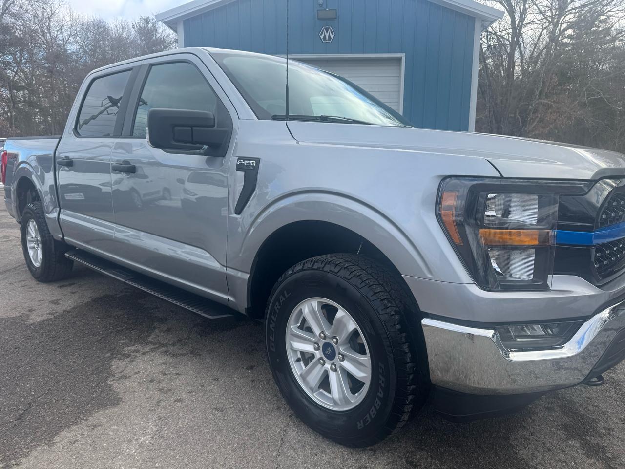 Ford F-150 4WD SuperCrew 145" XL 2021